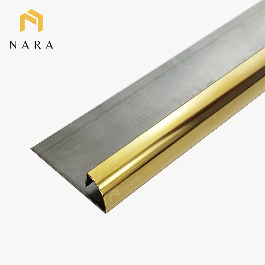 คิ้วกระเบื้องขอบโค้ง