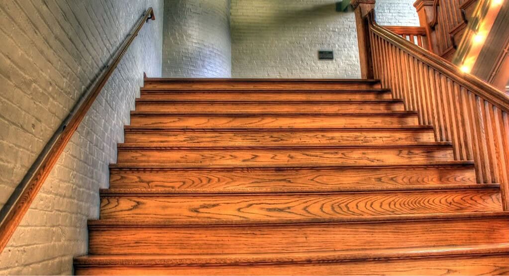 คุณสมบัติของจมูกบันไดกระเบื้อง