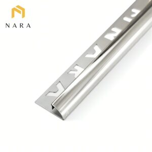 คิ้วกระเบื้องสแตนเลสขอบโค้ง สีเงิน 15 มม.