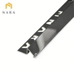 คิ้วกระเบื้องสแตนเลสมุมลาด สีดำกราไฟต์ ผิวเงา 15 มม.