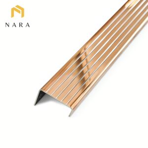 จมูกสแตนเลสแบบตัวยู สีโรสโกลด์ ผิวเงา 30 มม.